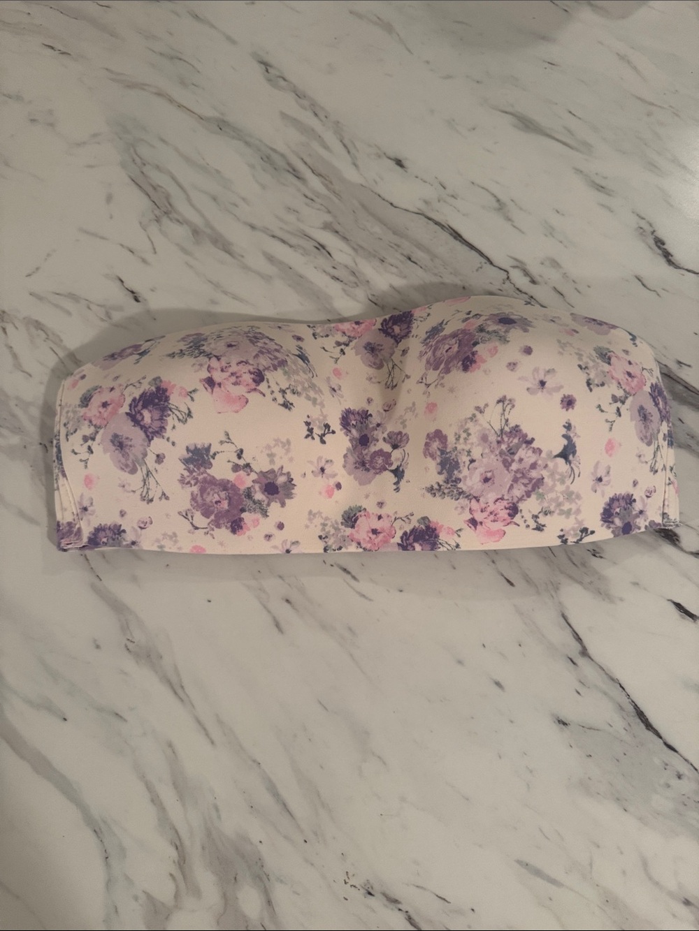 VS wireless strapless bra